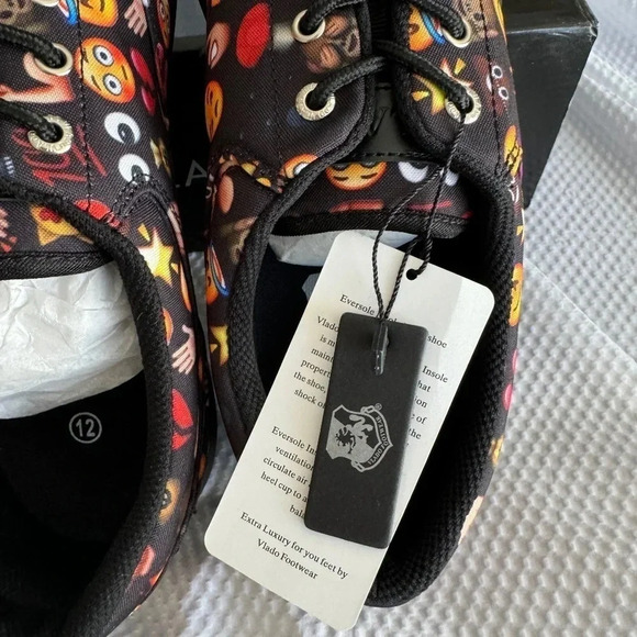 Vlado Footwear Milo Low Top Canvas Emoji Sneaker Men’s Size 12 New with Box - Picture 7 of 14